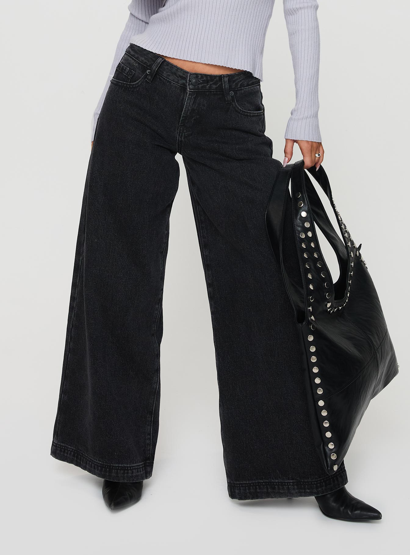 Ribbon Stamp Low Rise Wide Leg Jeans Washed Black - Image 2