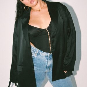 Toddy Satin Blazer Black Curve