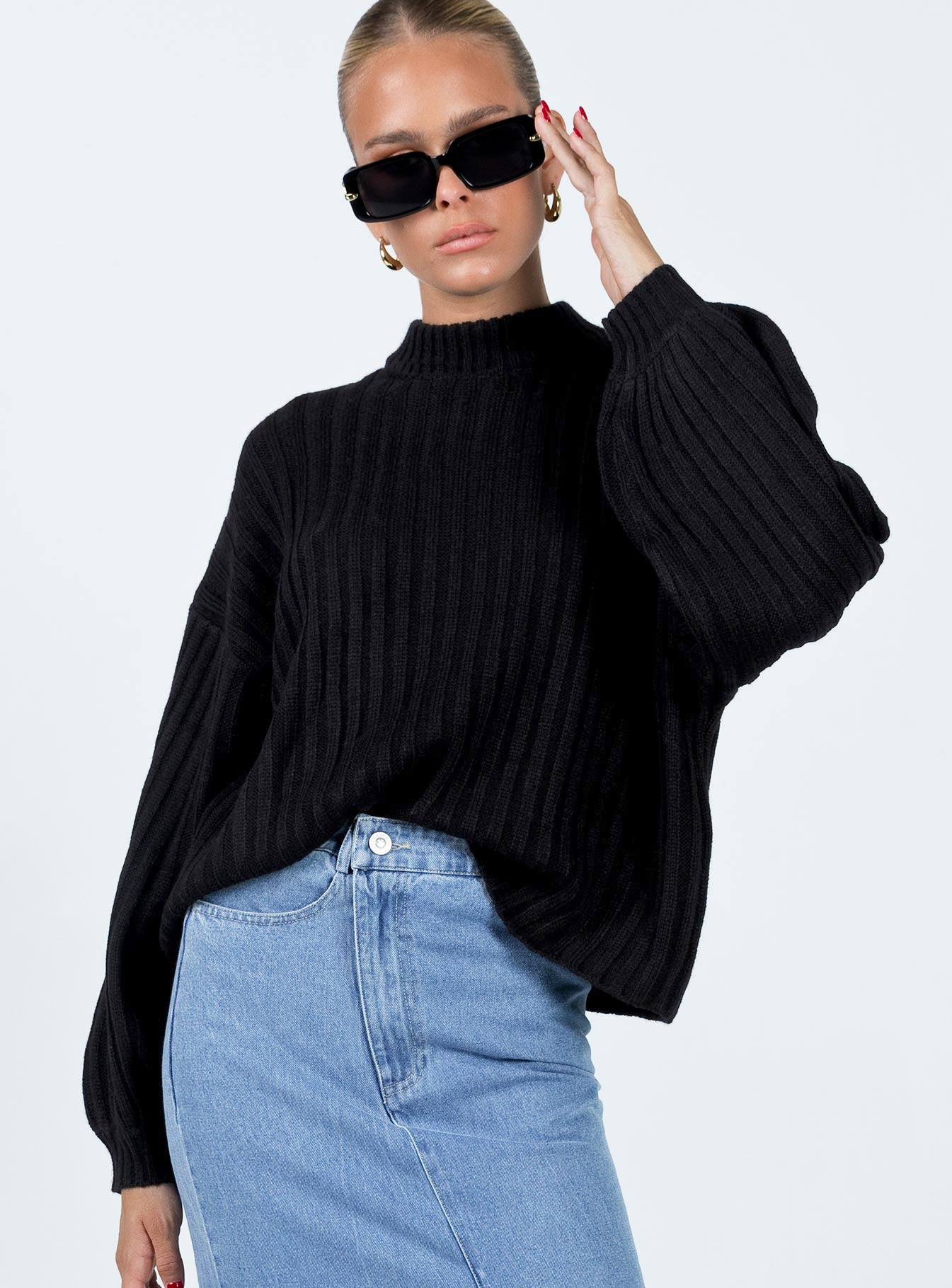 Innerbloom Oversized Sweater Black