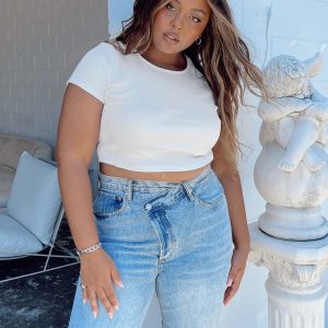 Classic Crop Tee White Curve