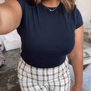 Celsey Top Black Curve