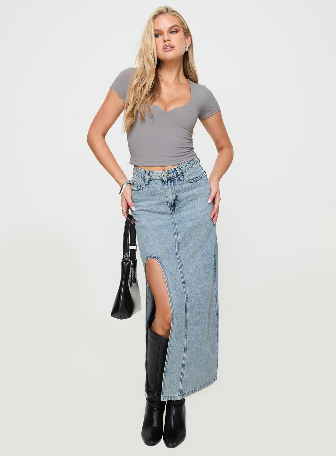 Saige Denim Maxi Skirt Light Wash - Image 2