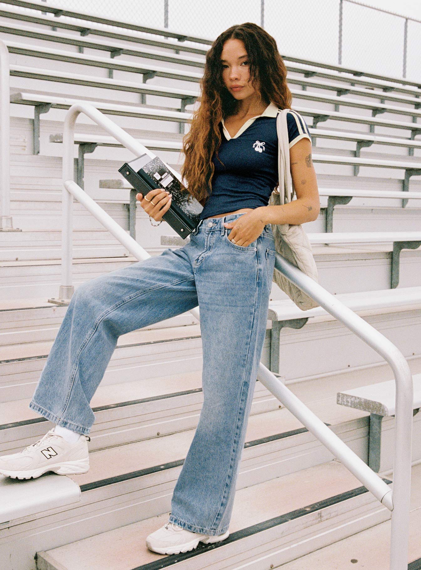 Serenitia Mid Rise Straight Leg Jeans Light Wash Tall - Image 13