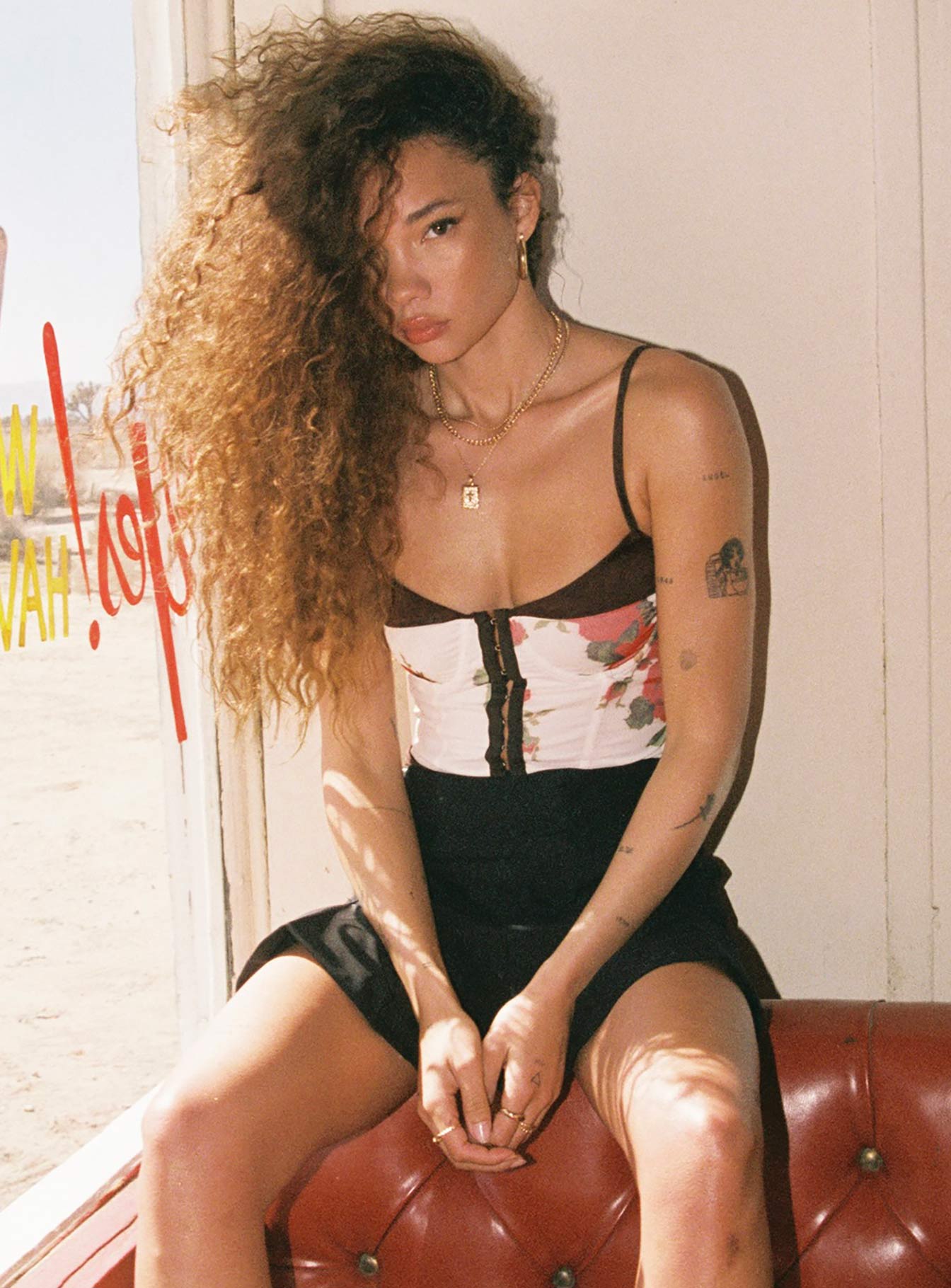 Colton Corset Top White Floral - Image 7