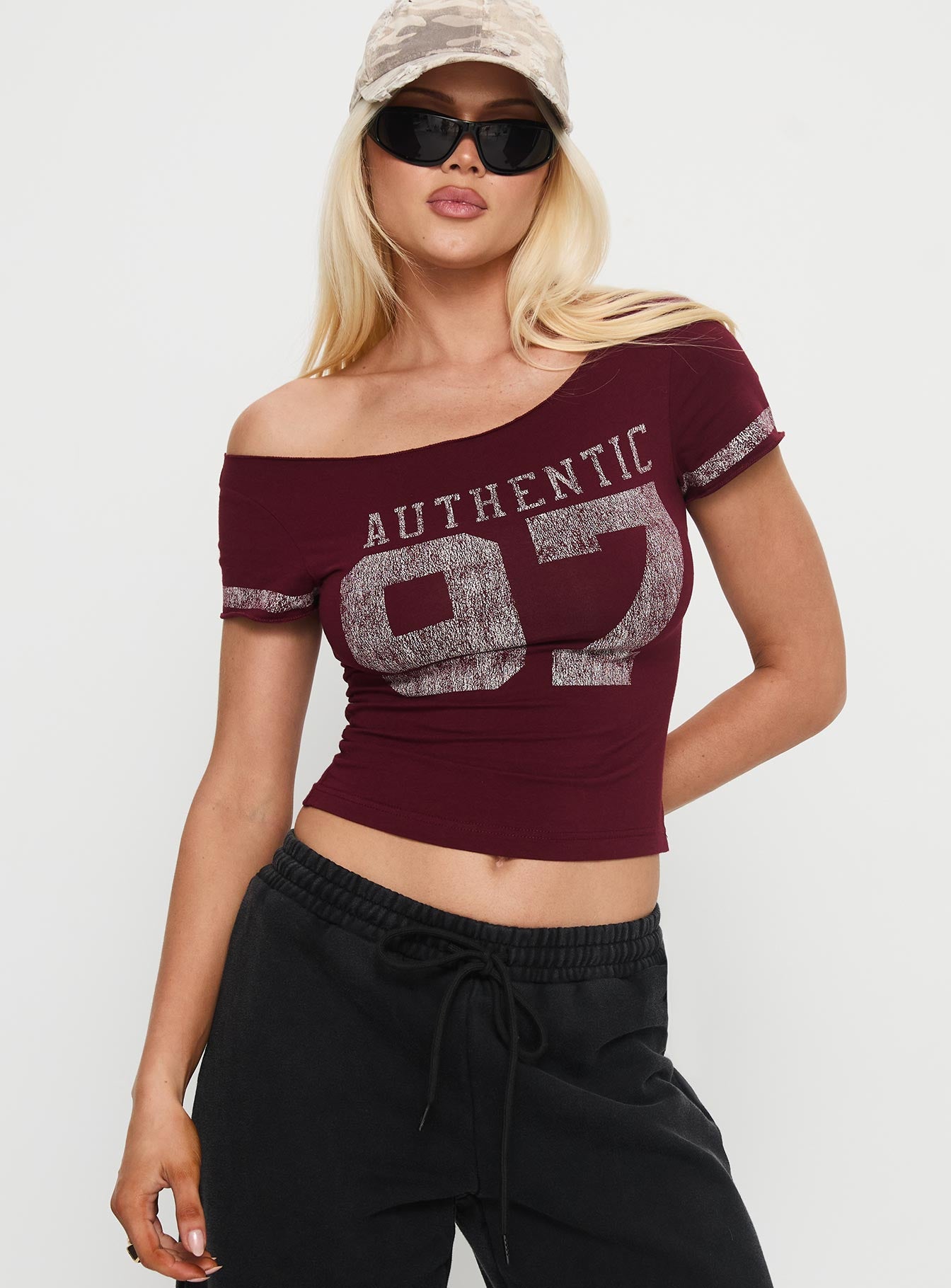 97 Authentic Off Shoulder Graphic Top Maroon - Image 2