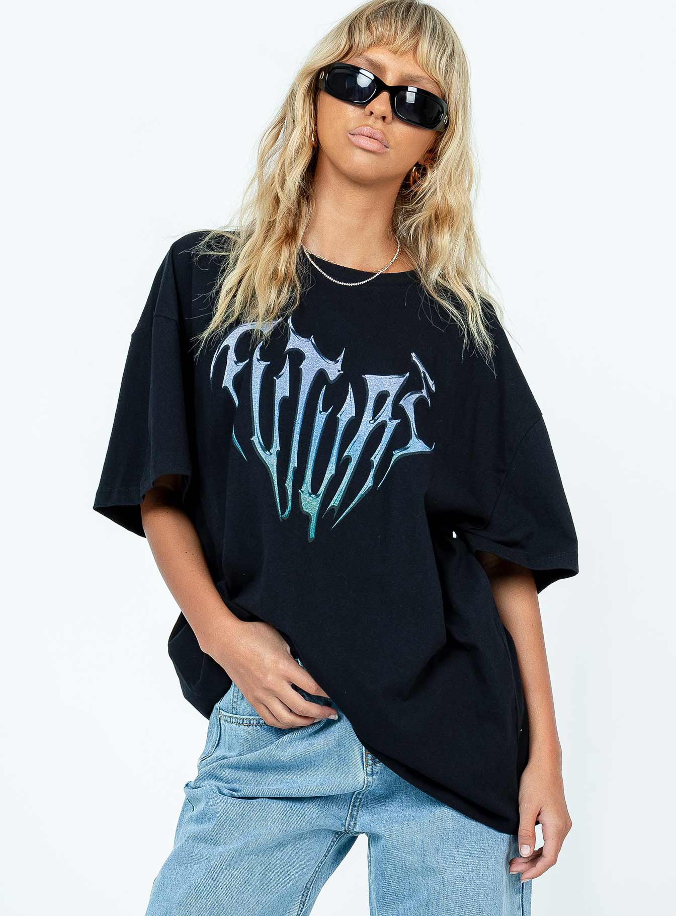 Future Oversize Tee Black - Image 2