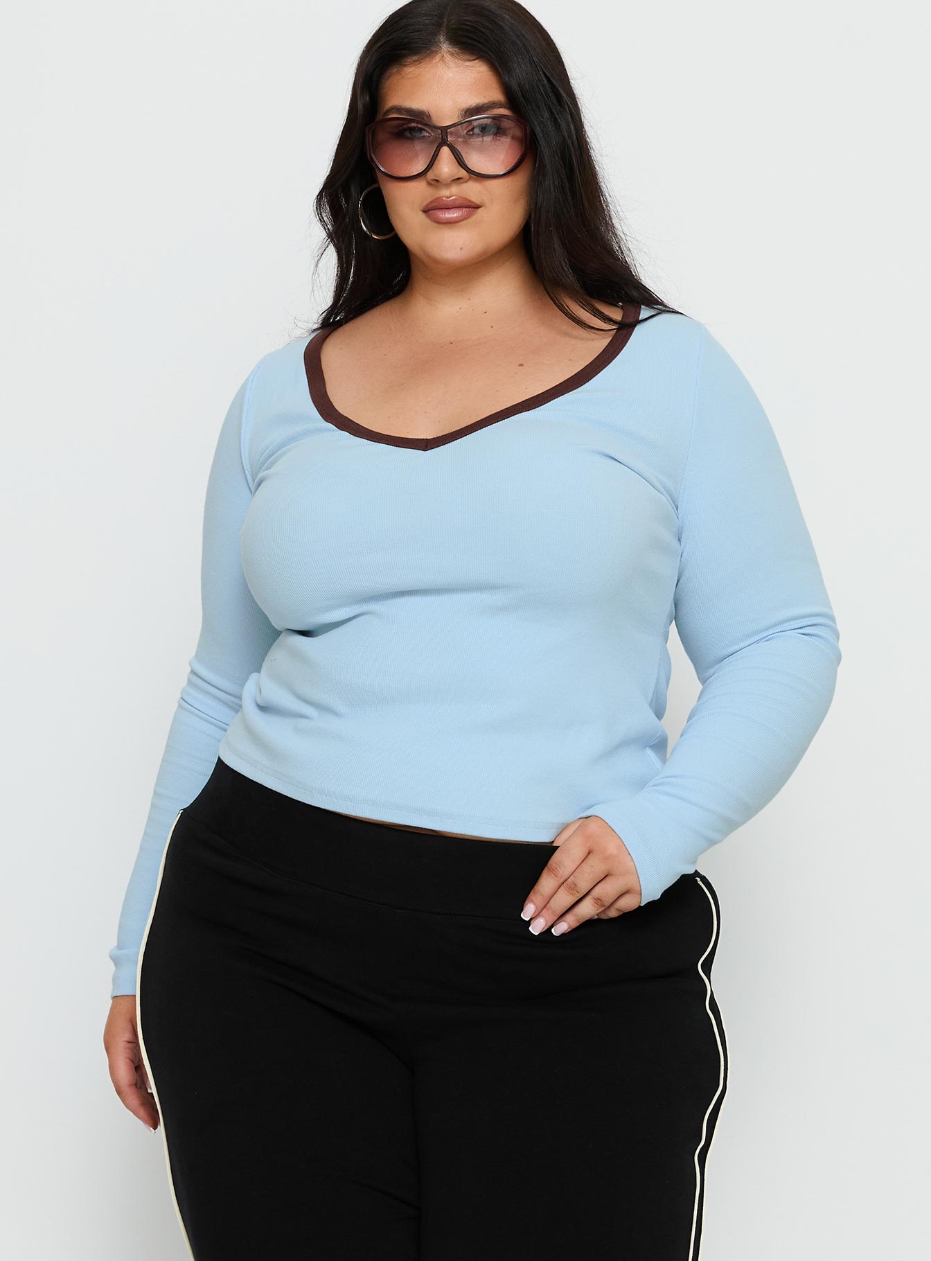 Baseline V Neck Long Sleeve Top Blue / Brown Curve - Image 2