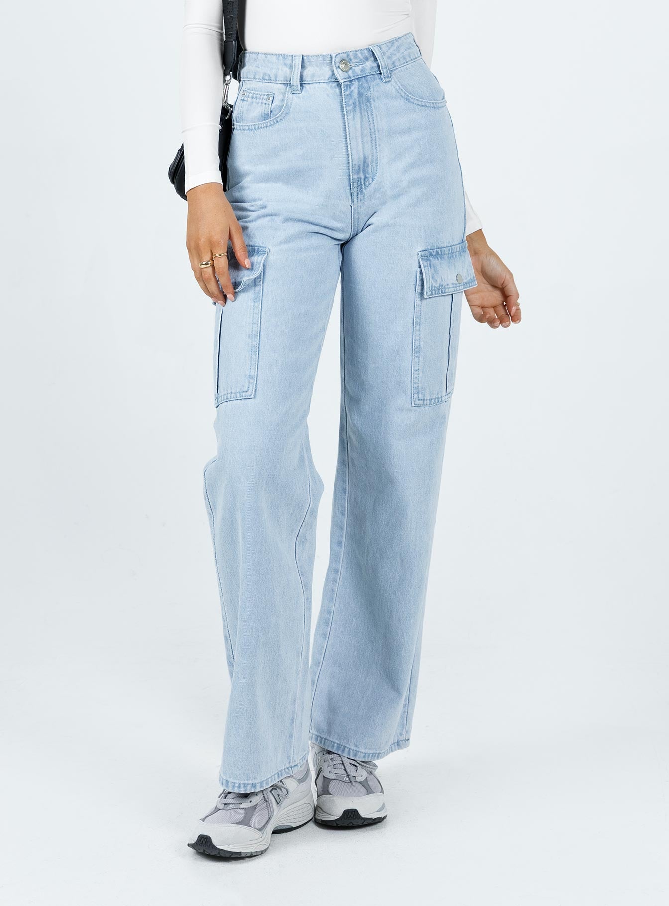 Pimaga Wide Leg Cargo Jeans Light Wash Denim - Image 2