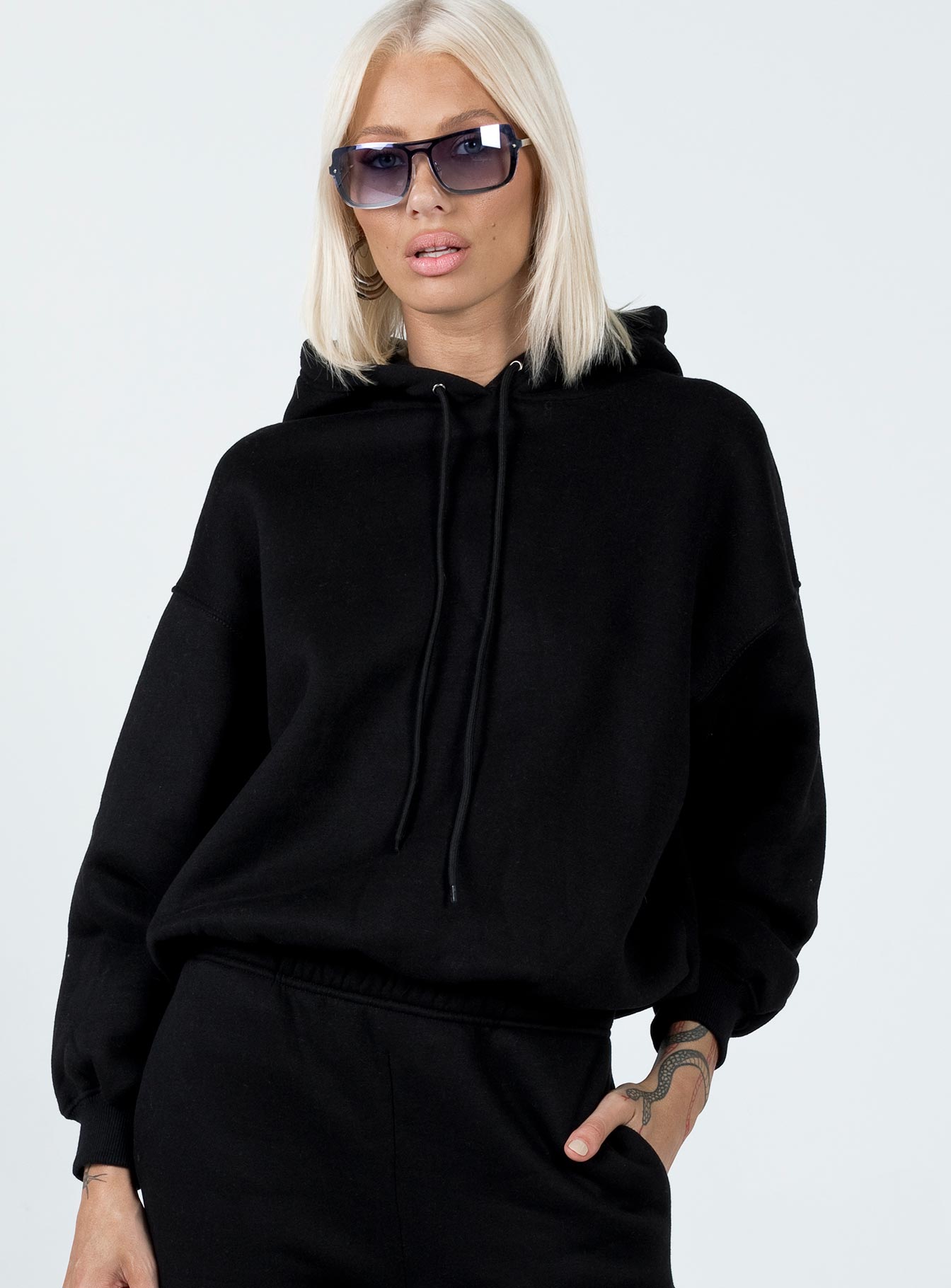 Game On Hoodie Black - Image 2