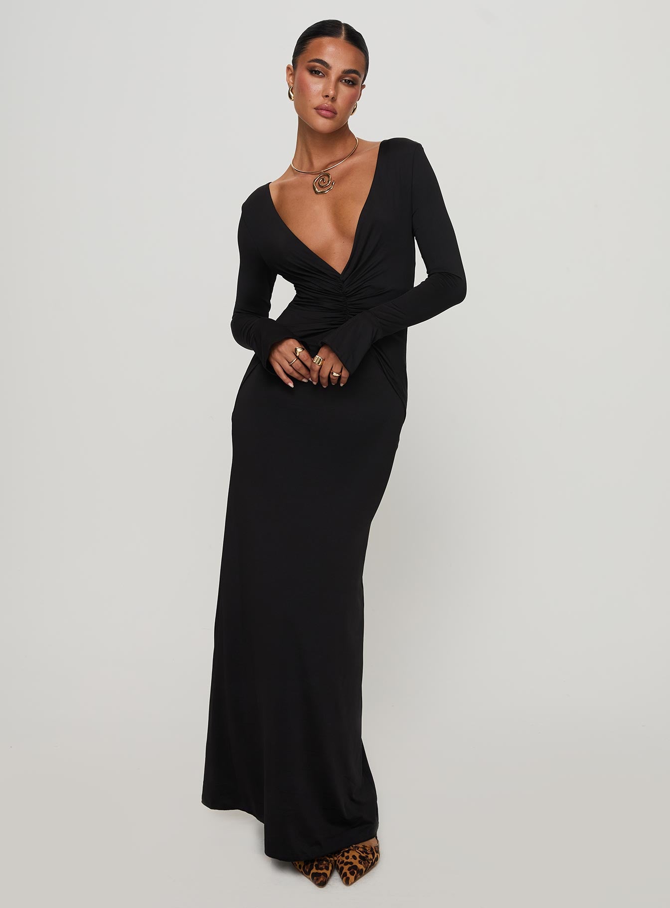 Lezure Plunge Long Sleeve Maxi Dress Black - Image 2