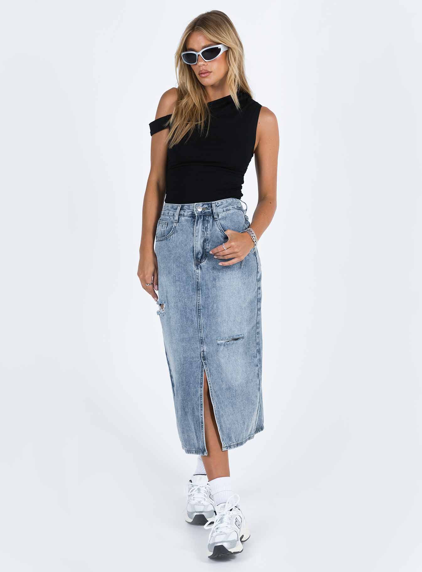 Belsie Midi Skirt Light Wash Denim - Image 3