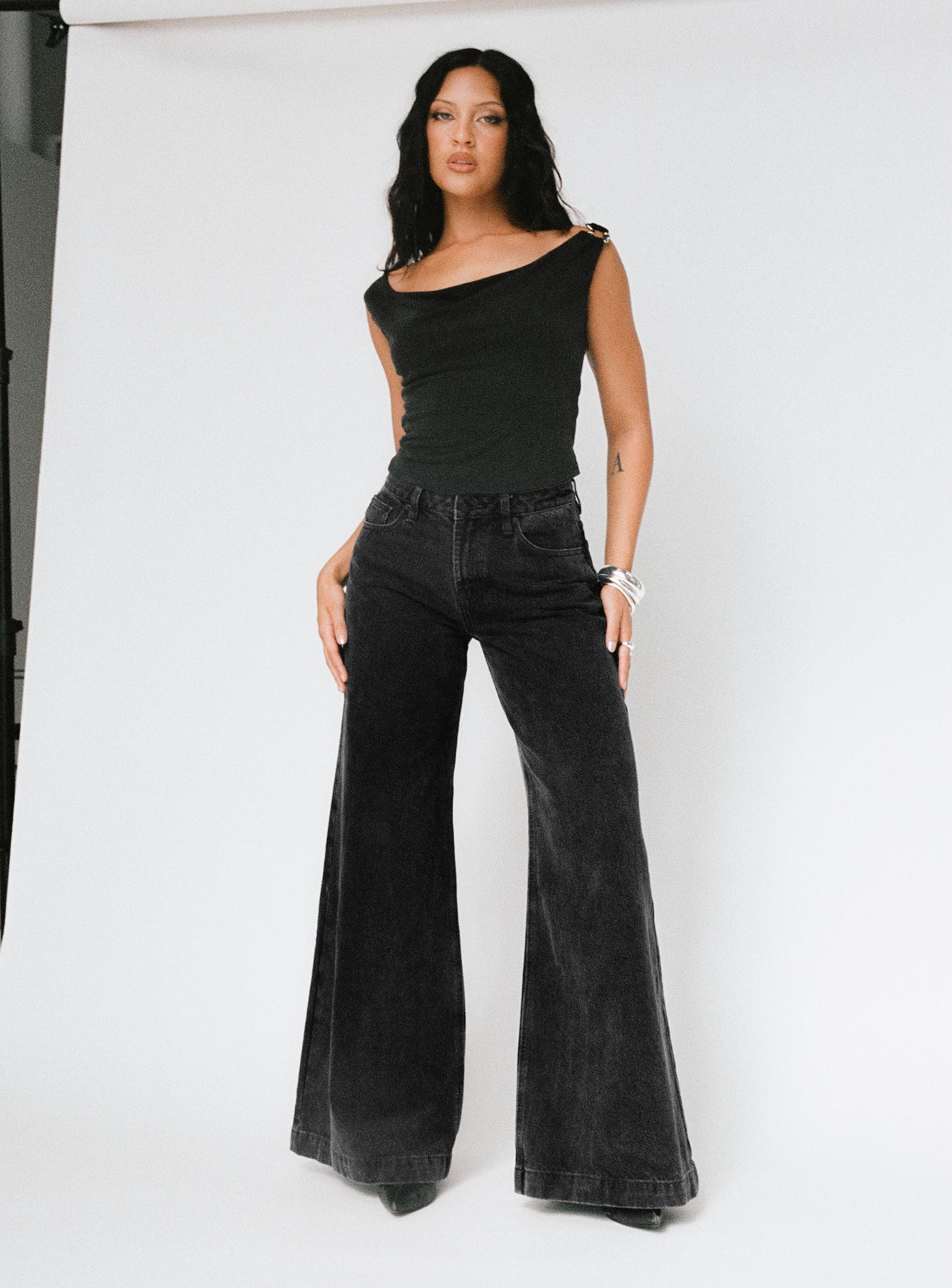 Toby Low Rise Baggy Jeans Charcoal - Image 8