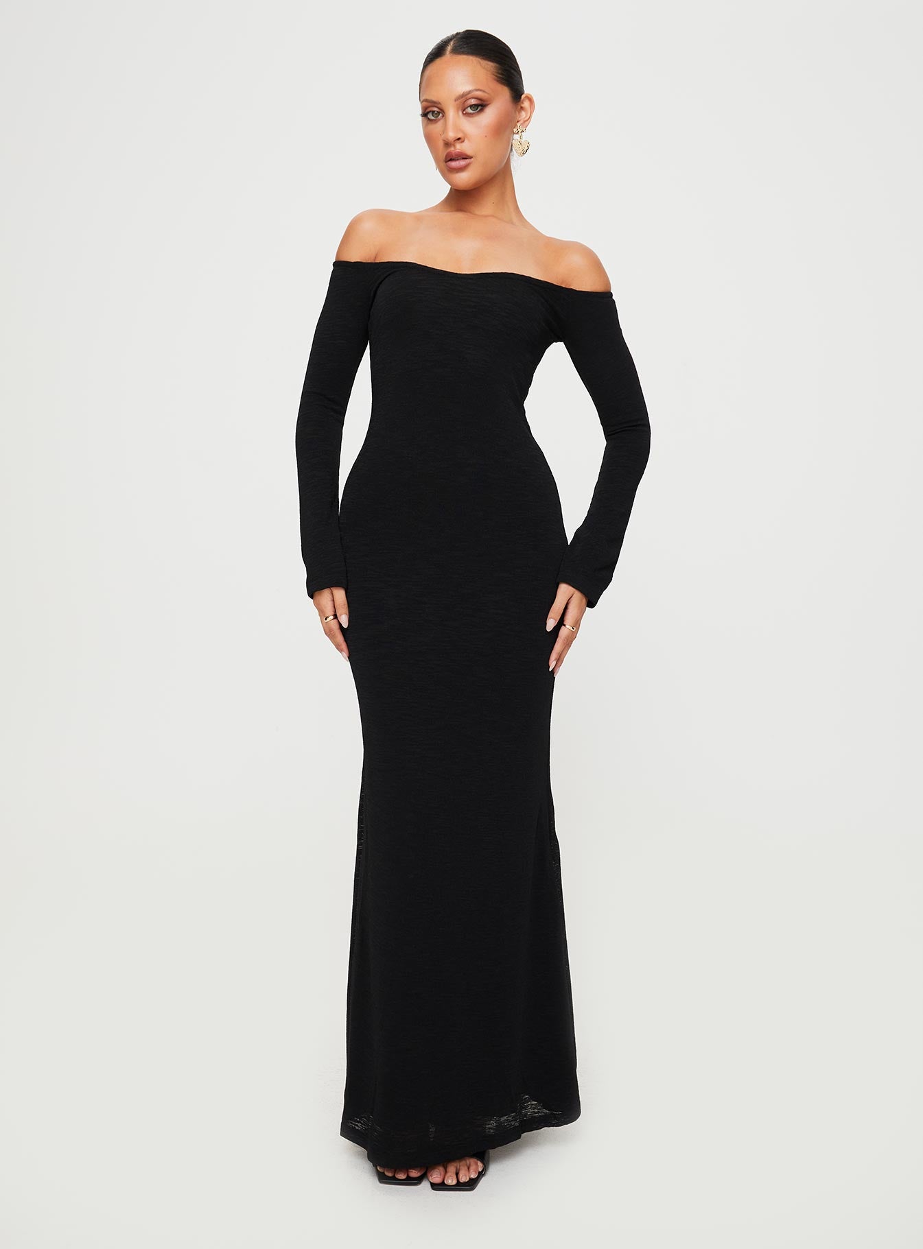 Korey Off The Shoulder Maxi Dress Black - Image 2
