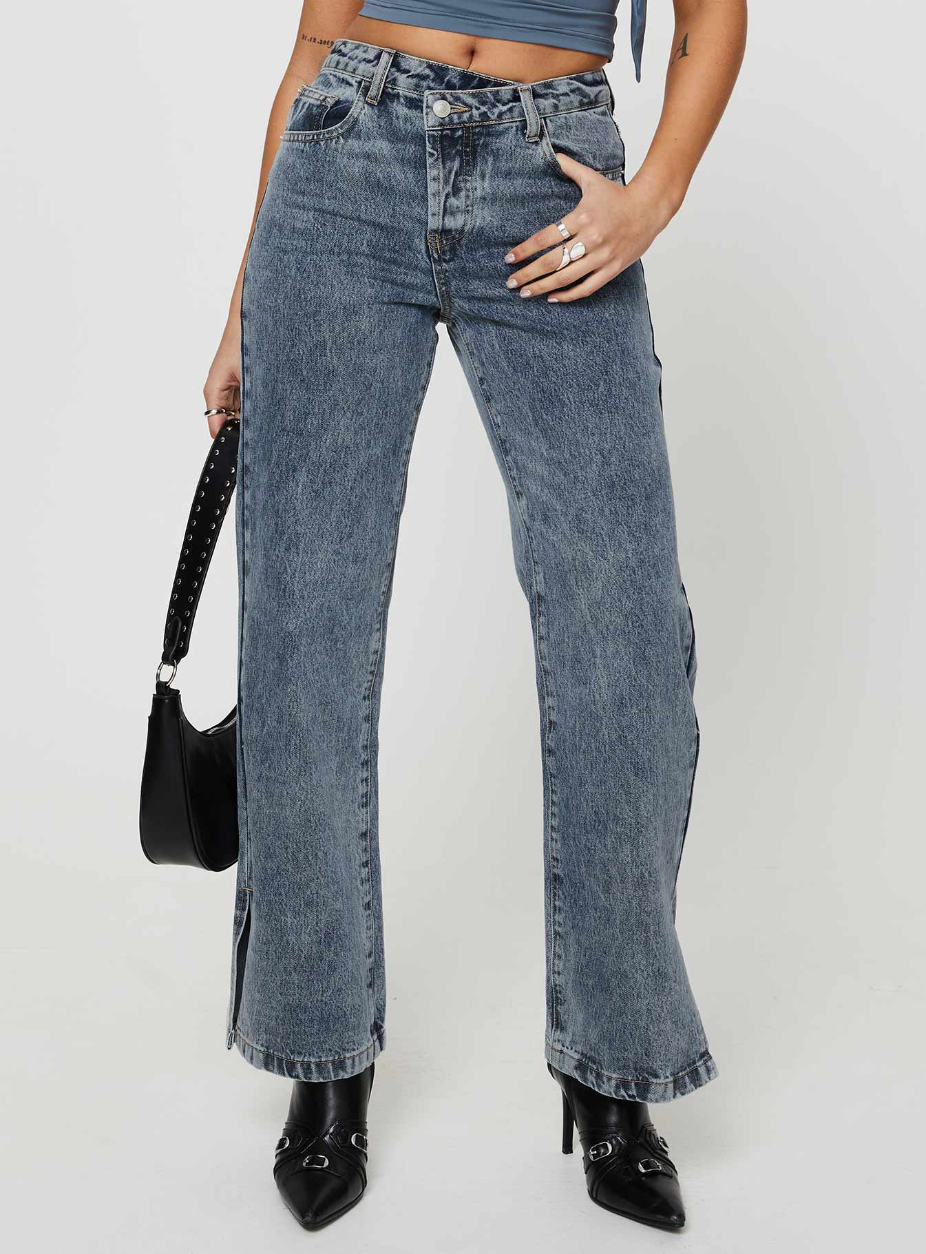 Brunell Asymmetrical Waistband Jeans Mid Wash - Image 3
