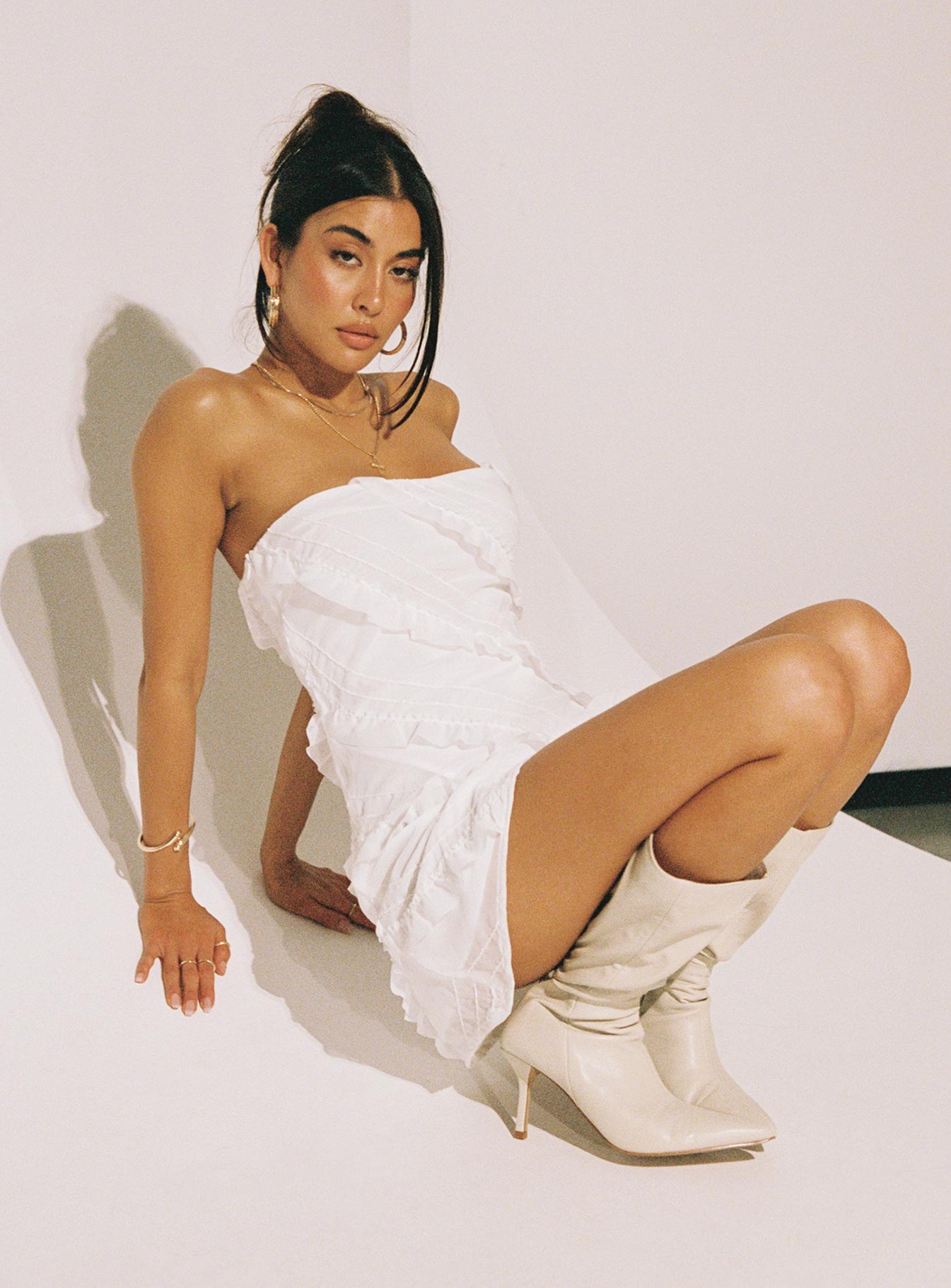 Lars Strapless Mini Dress White - Image 2