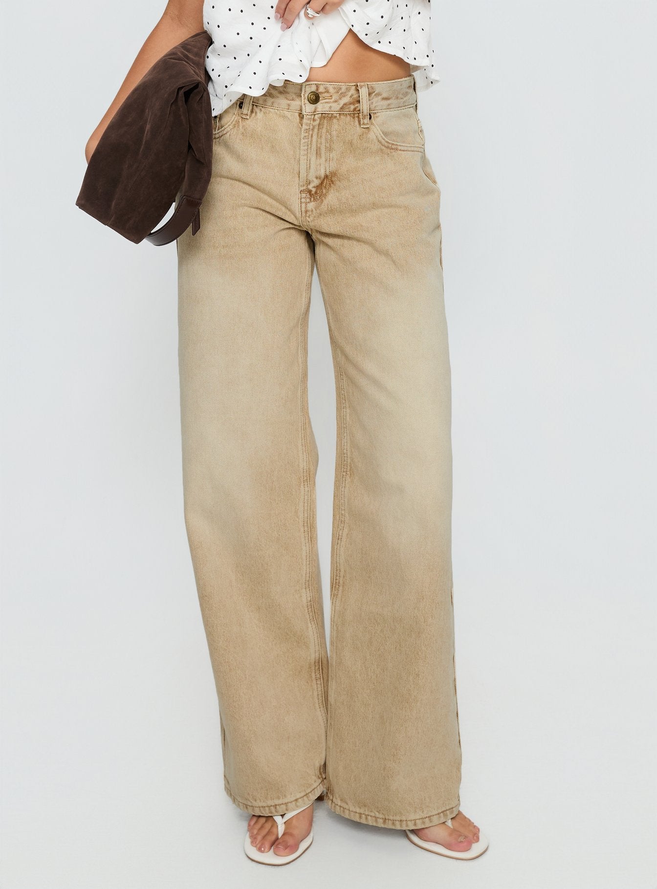 Serenitia Mid Rise Relaxed Jeans Sandy Brown Wash - Image 2