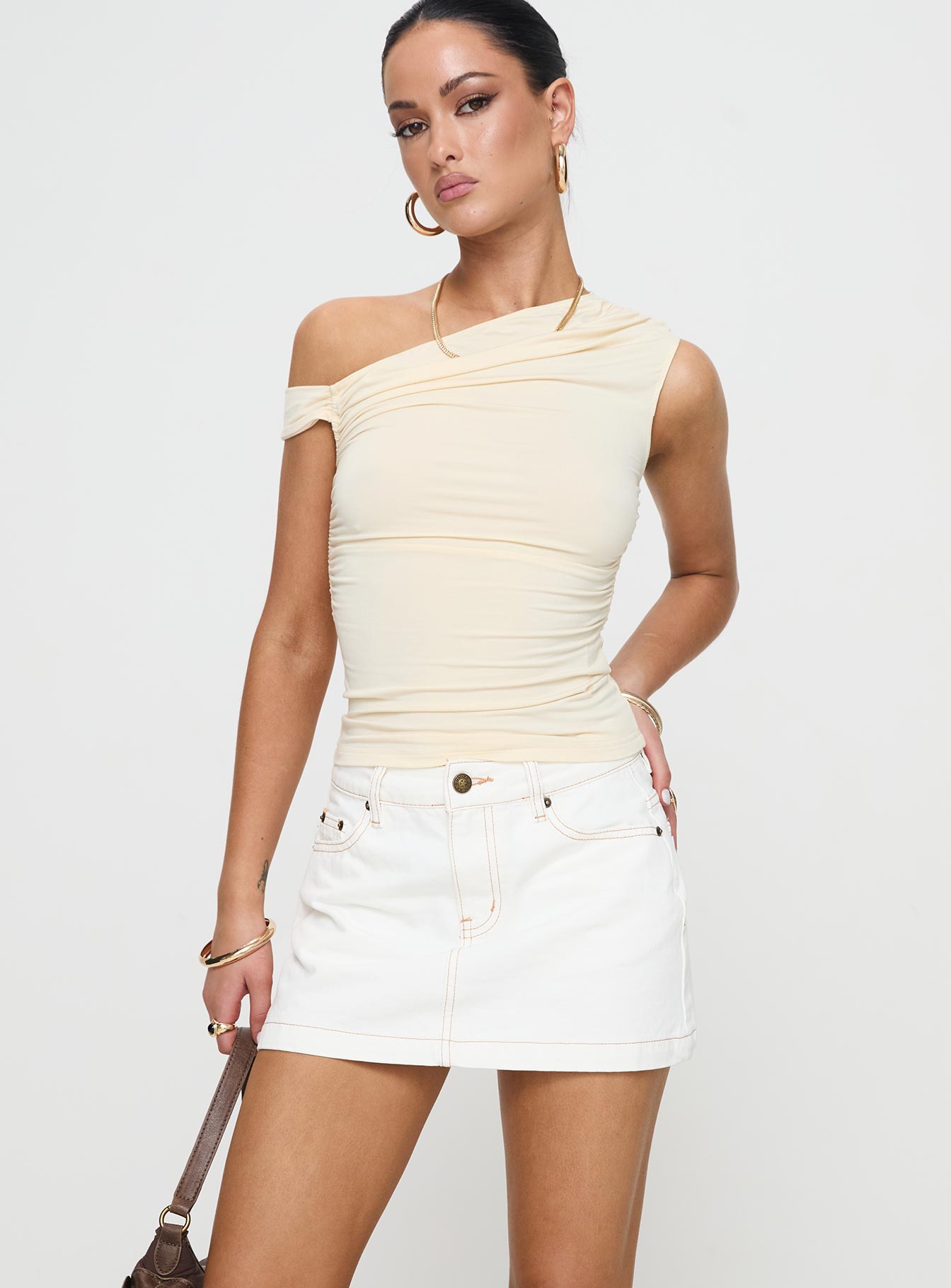 Nicolina Low Rise Denim Mini Skirt Ecru - Image 2