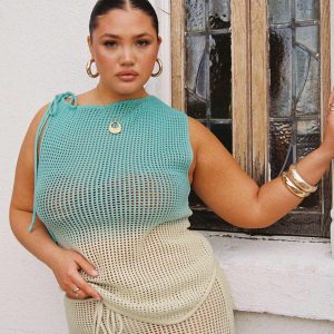 Auralia Asymmetric Knit Top Blue / Cream Curve