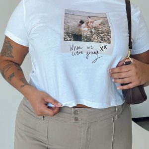 Shake It Graphic Tee White Curve