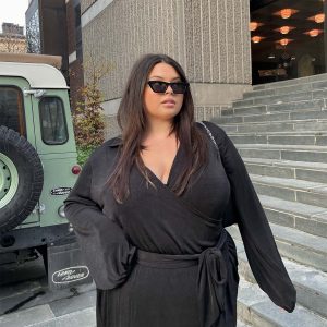 Party Time Mini Dress Black Curve