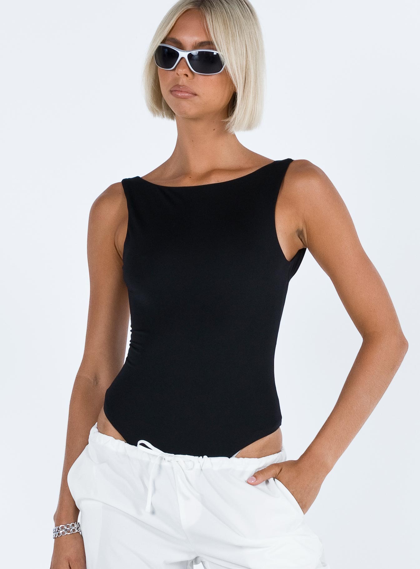 Coomba Backless Bodysuit Black - Image 2