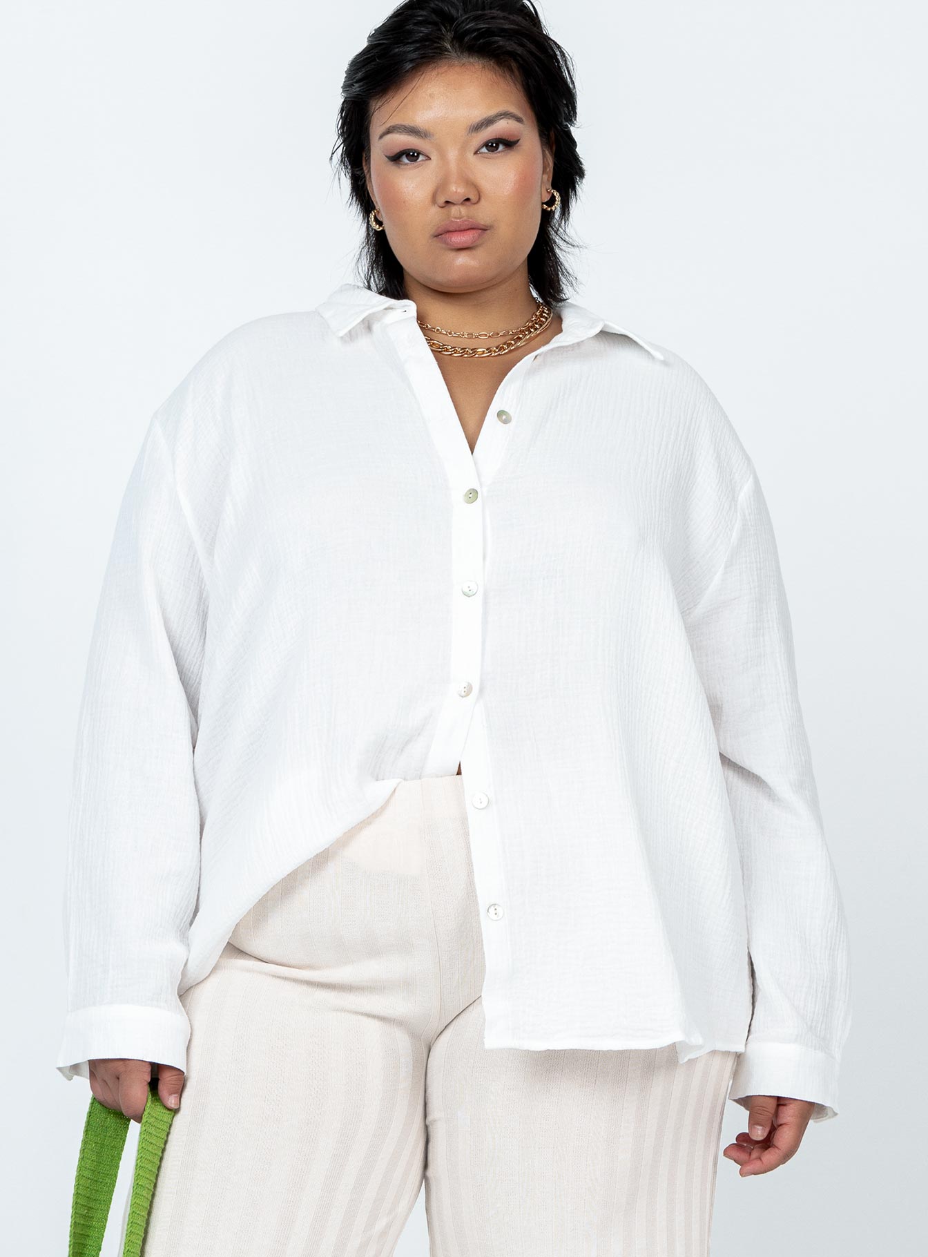 Mahalia Shirt White Curve - Image 2