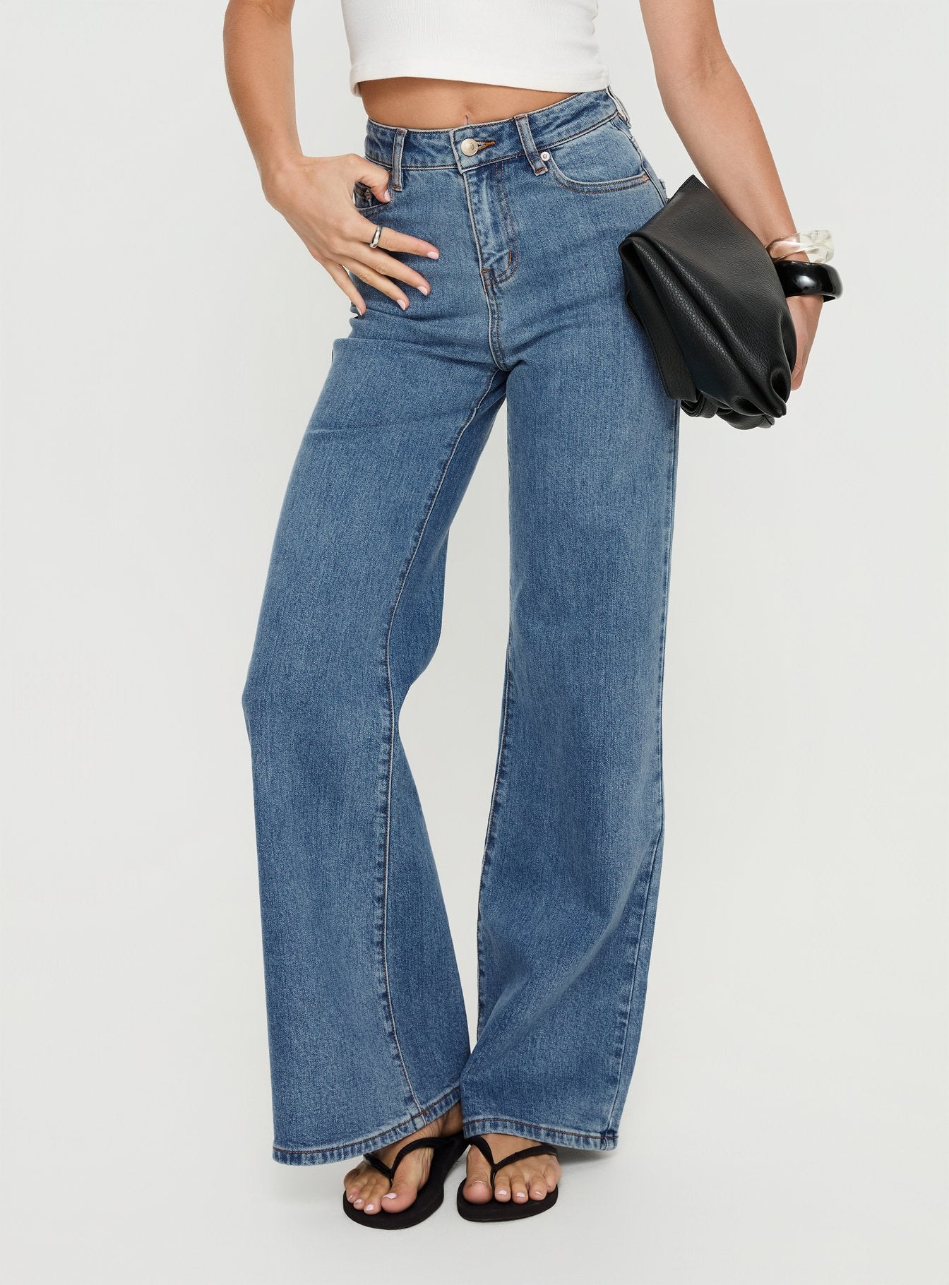 Thearlie High Rise Flared Jeans Mid Blue Wash