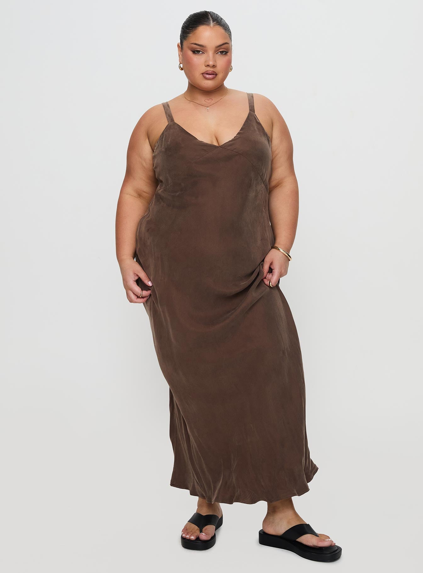 Laurette Maxi Dress Brown Curve - Image 2