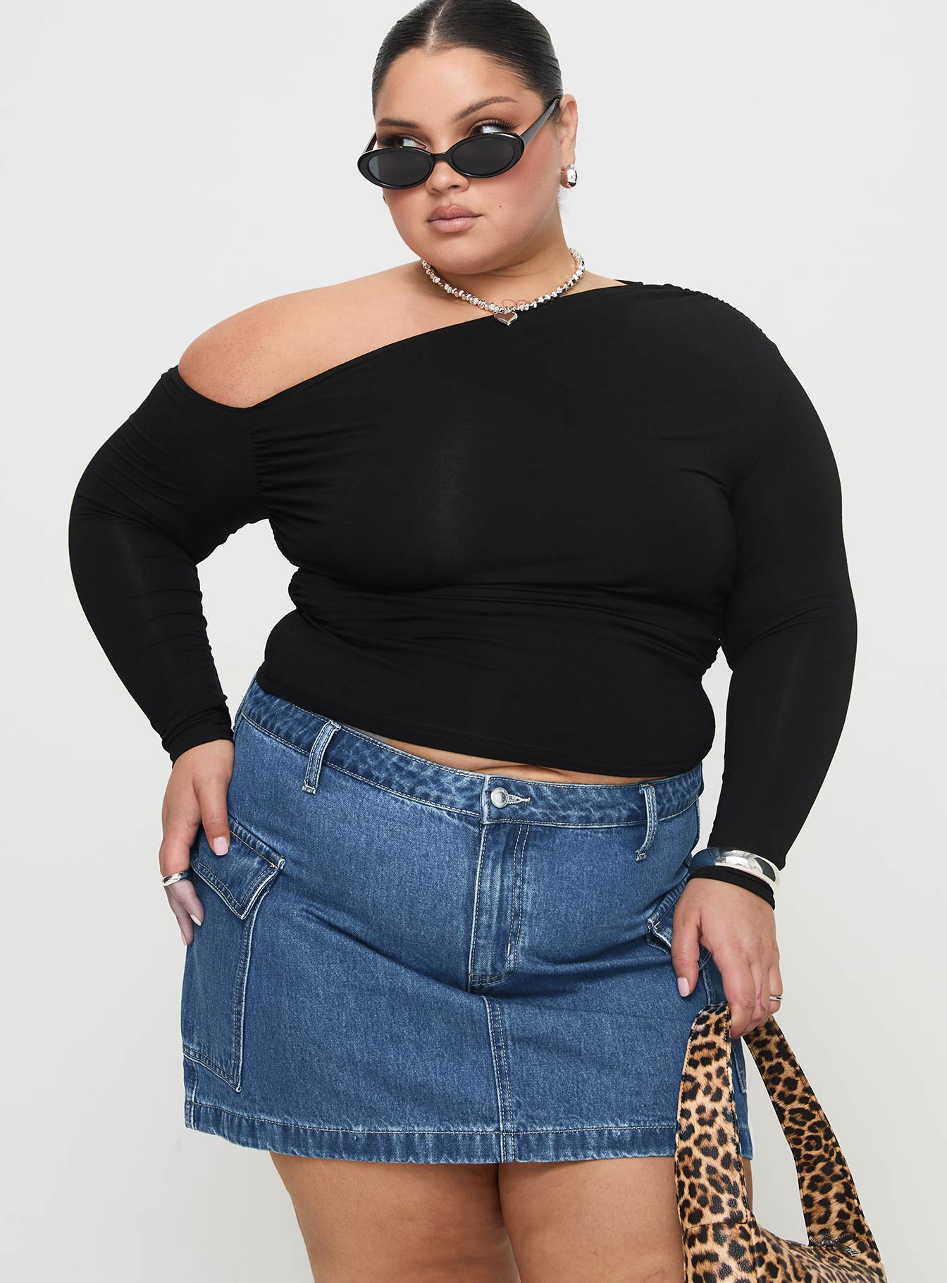 Zakai Cargo Denim Mini Skirt Mid Blue Curve - Image 2