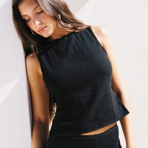 Penelopie Backless Top Black