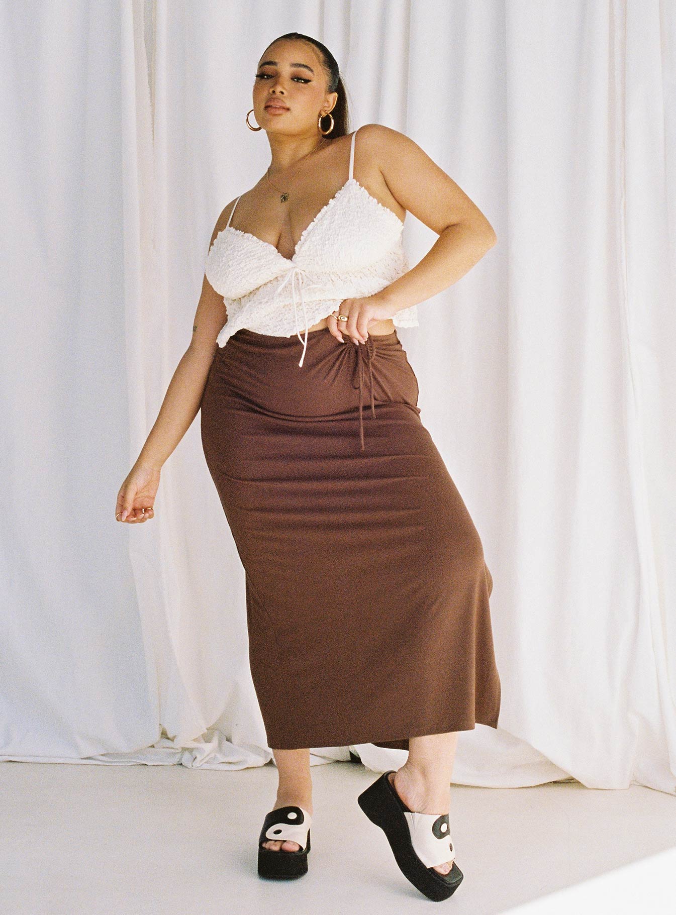 Caroline Midi Skirt Brown Curve - Image 2