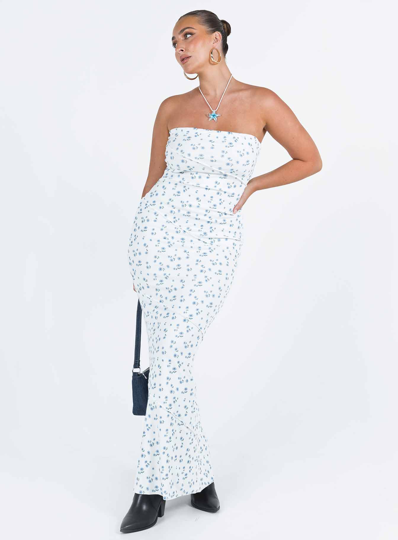Oscar Maxi Dress Blue Floral - Image 2