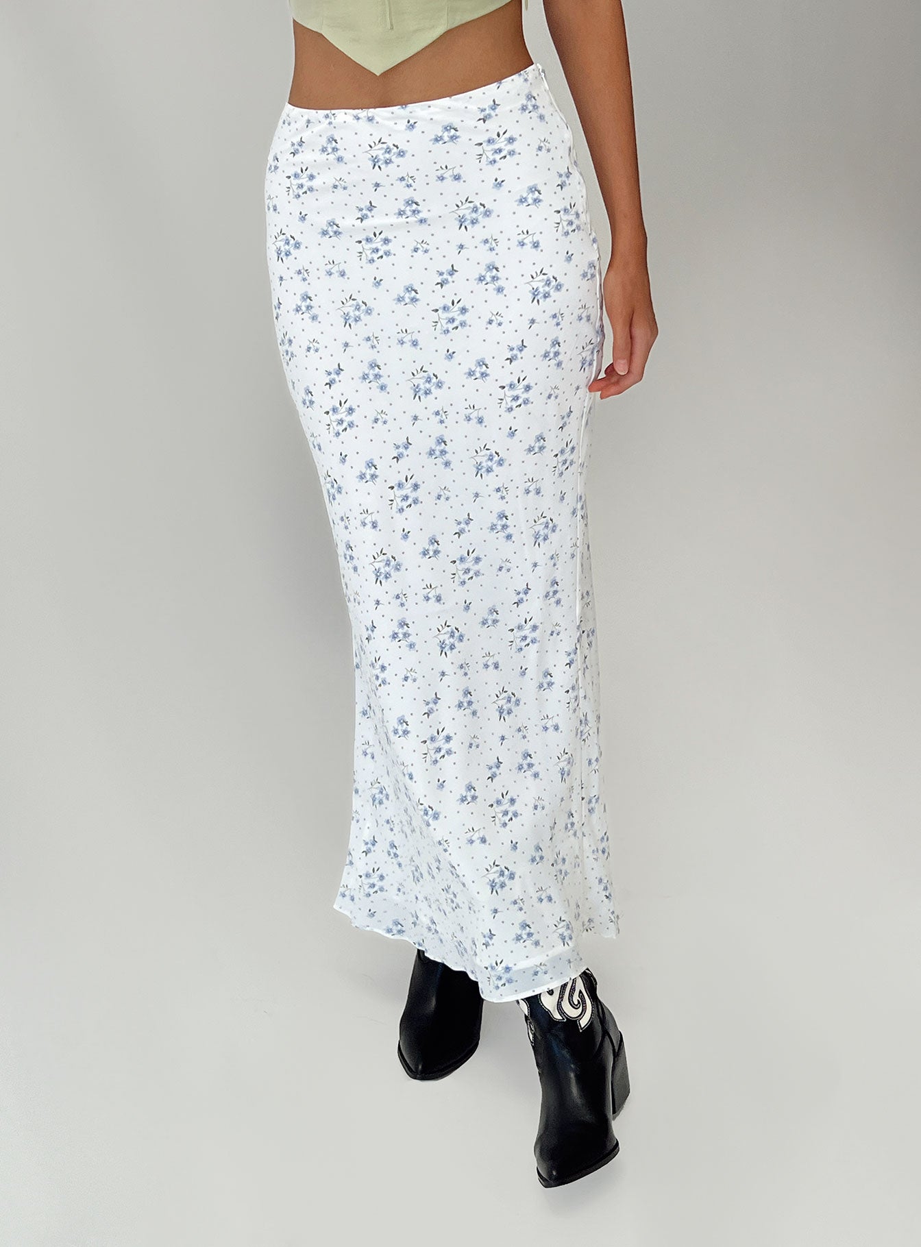 Hera Maxi Skirt White - Image 2