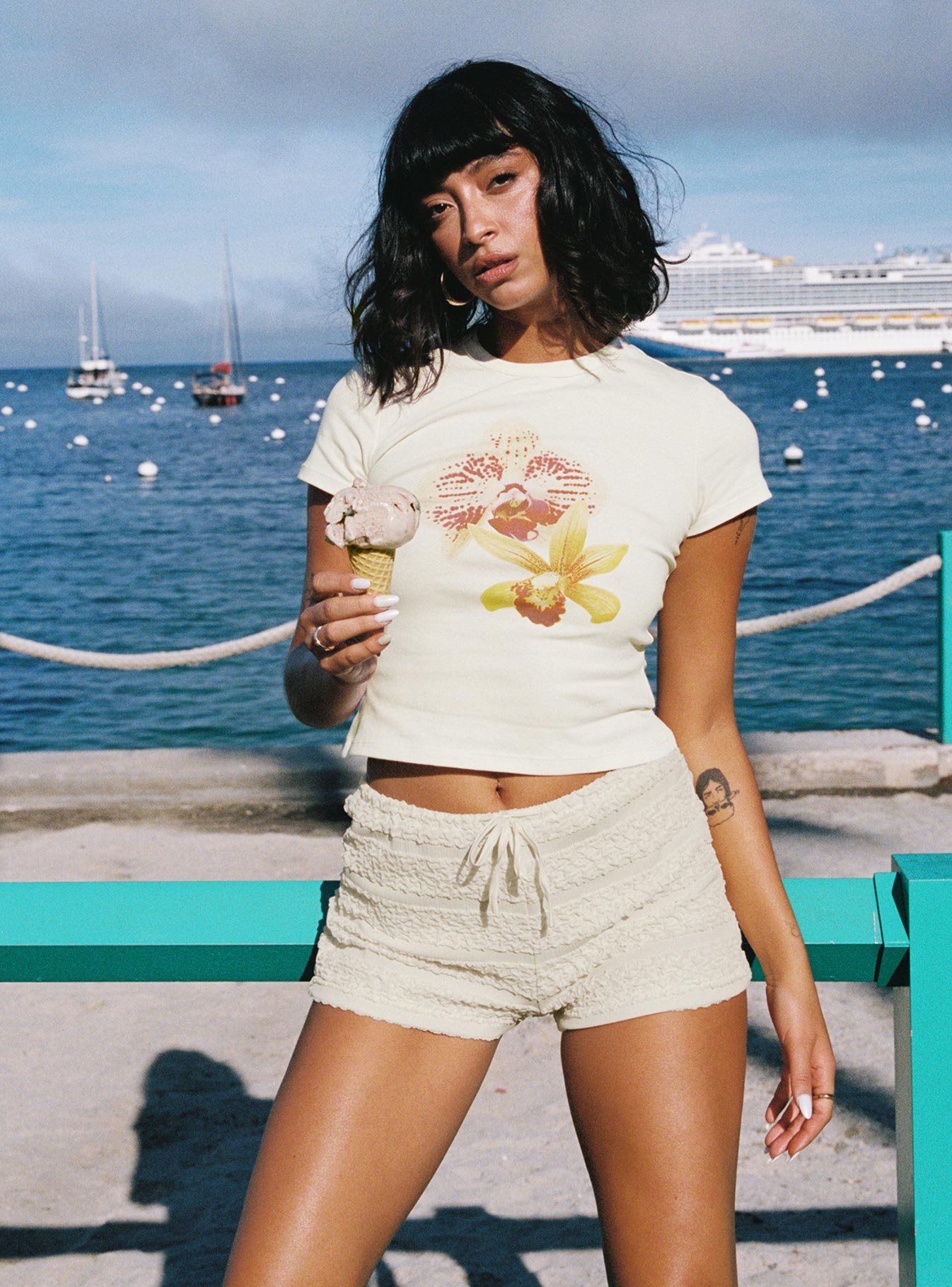 Pinup Broderie Micro Shorts Cream - Image 2