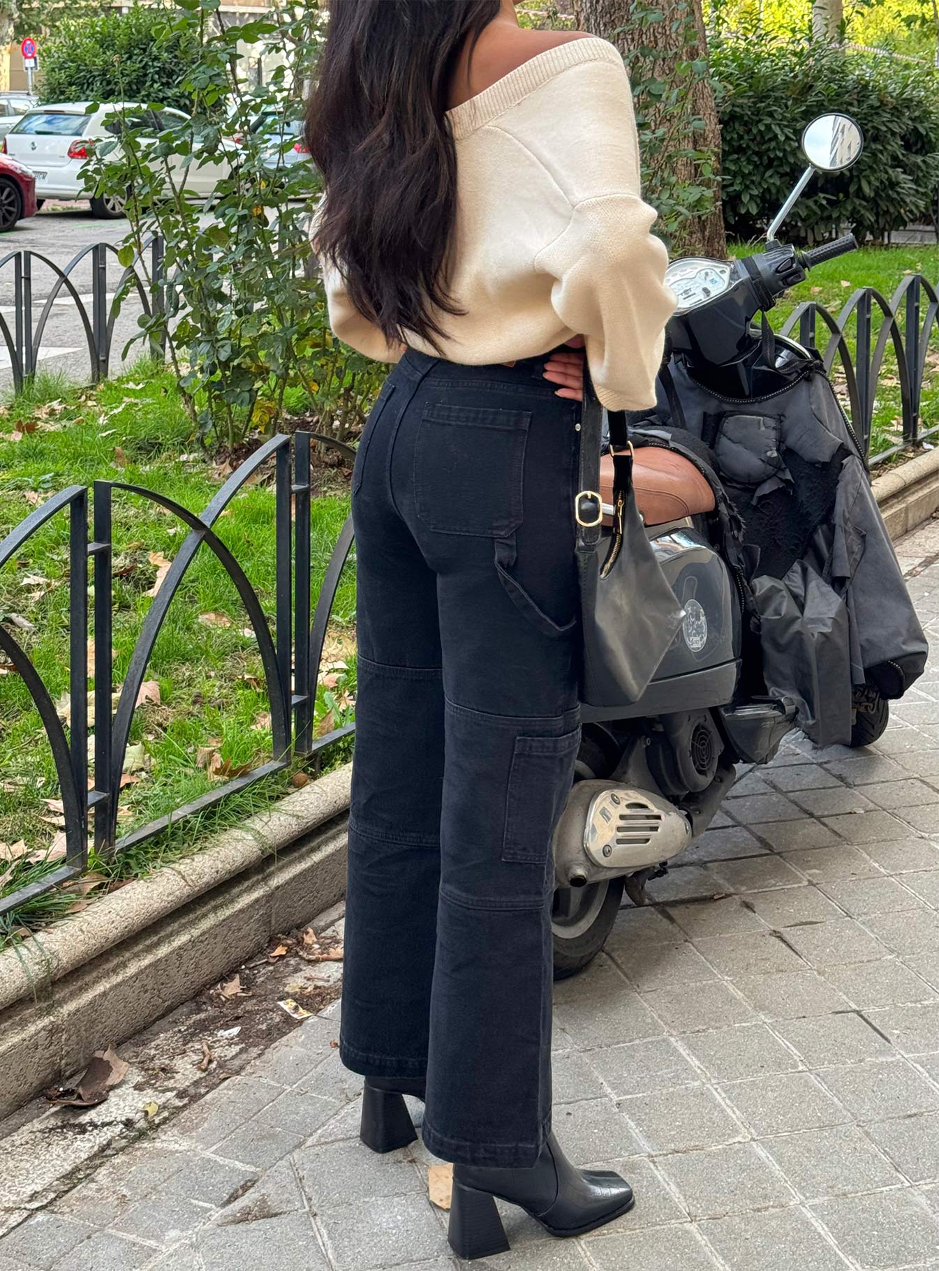 Thomson High Rise Wide Leg Cargo Jeans Black - Image 6