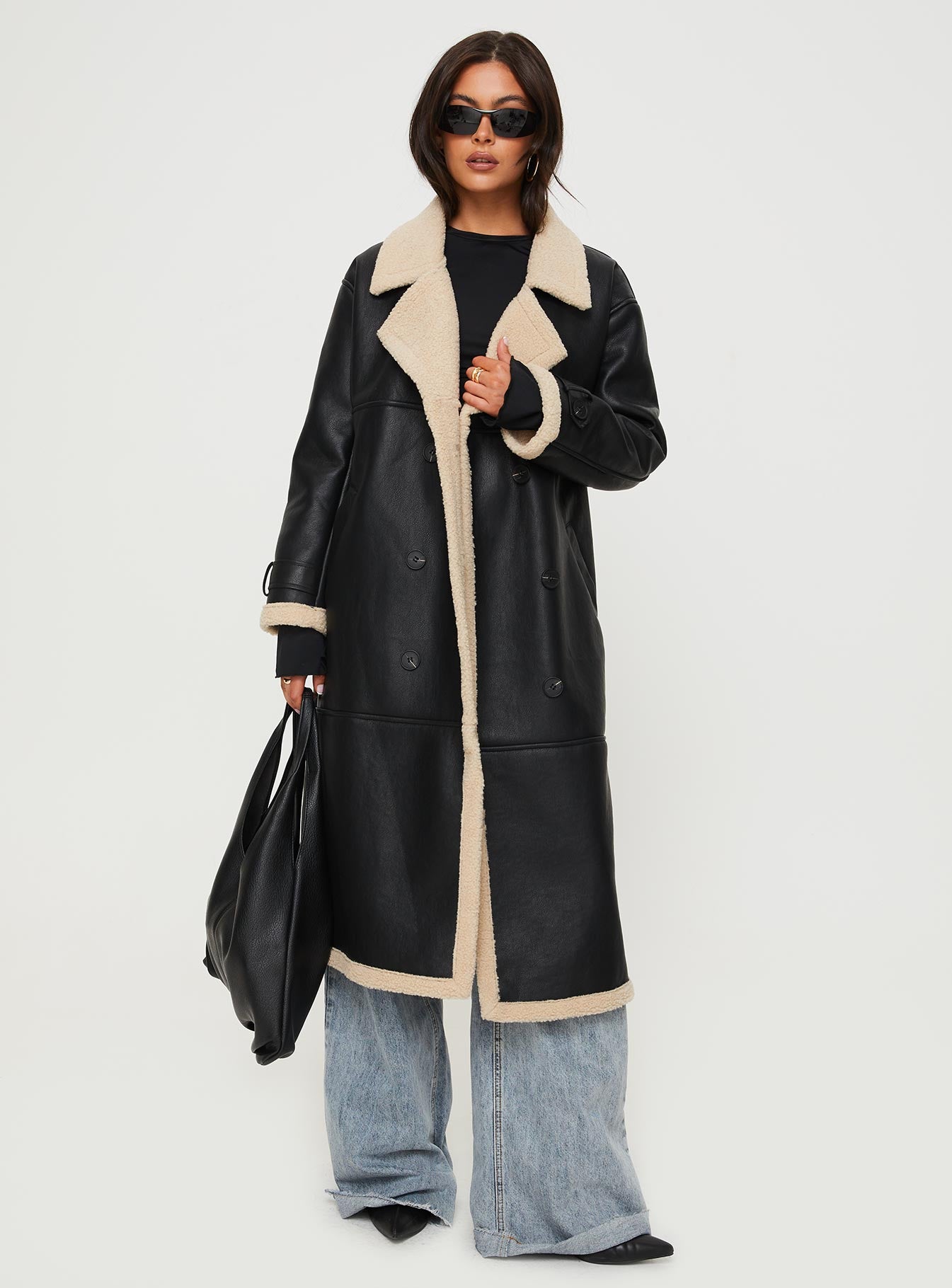 Day 'n' Night Longline Shearling Coat Black - Image 2