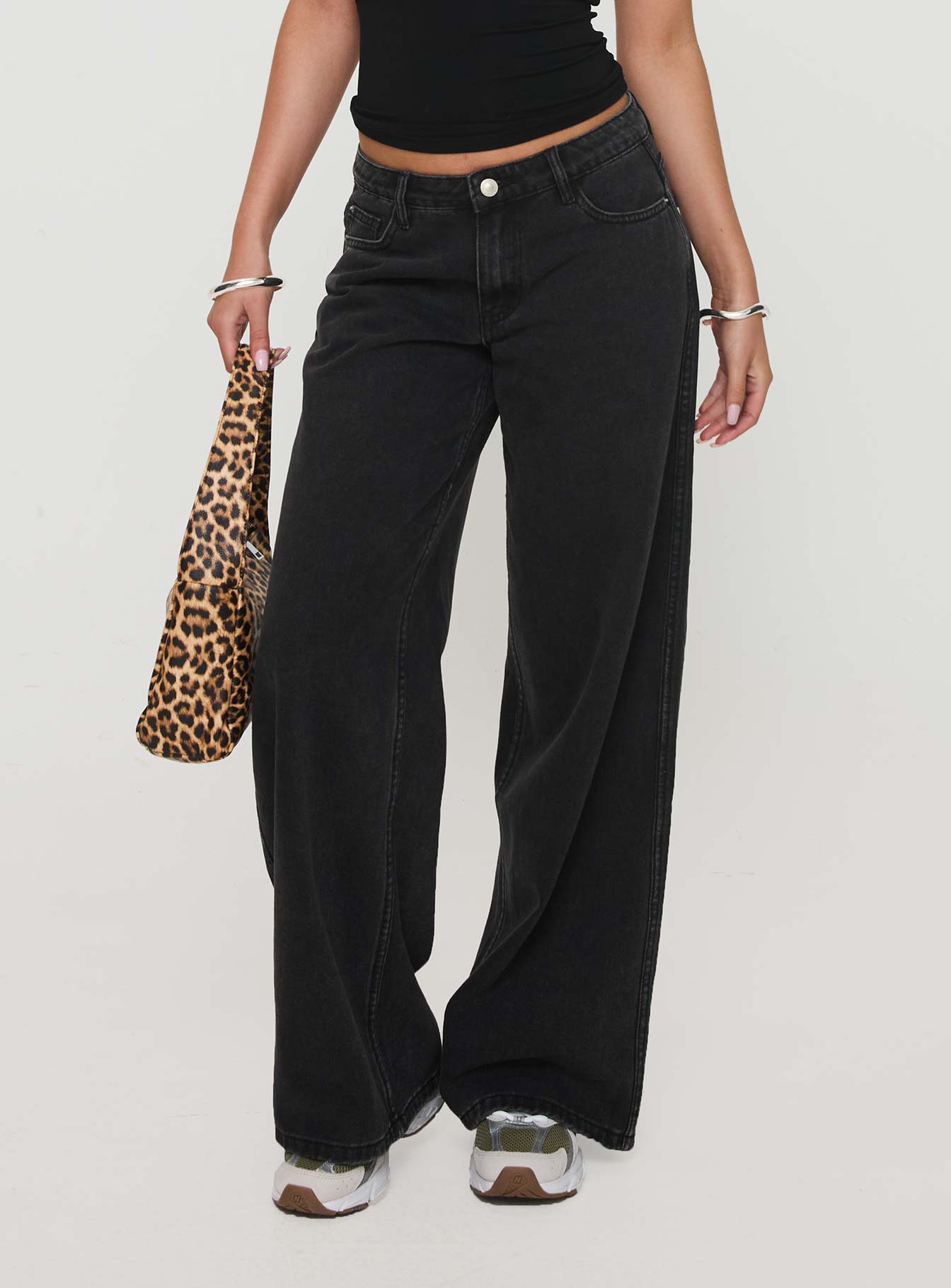 Ramos Low Rise Straight Leg Jeans Washed Black Petite - Image 2