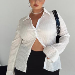 Chrisley Shirt White Curve