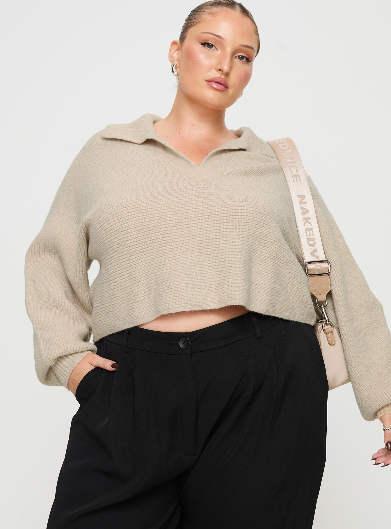 Tiara Cropped Sweater Beige Curve - Image 2