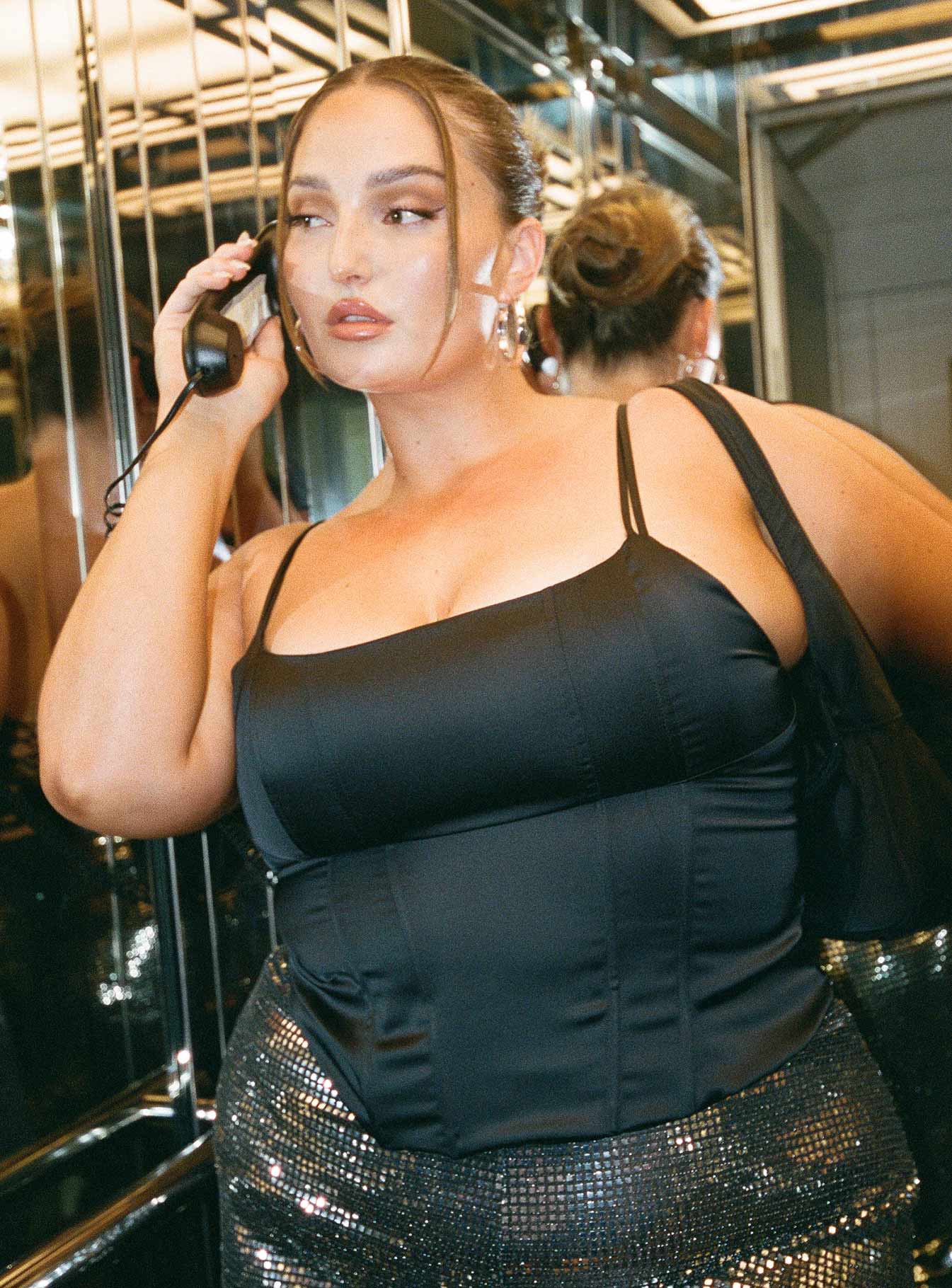 Zora Satin Corset Top Black Curve - Image 3