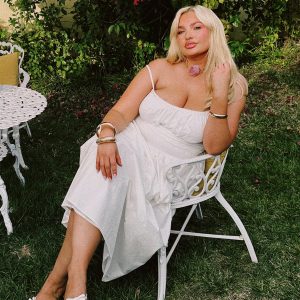 Naria Maxi Dress White Curve