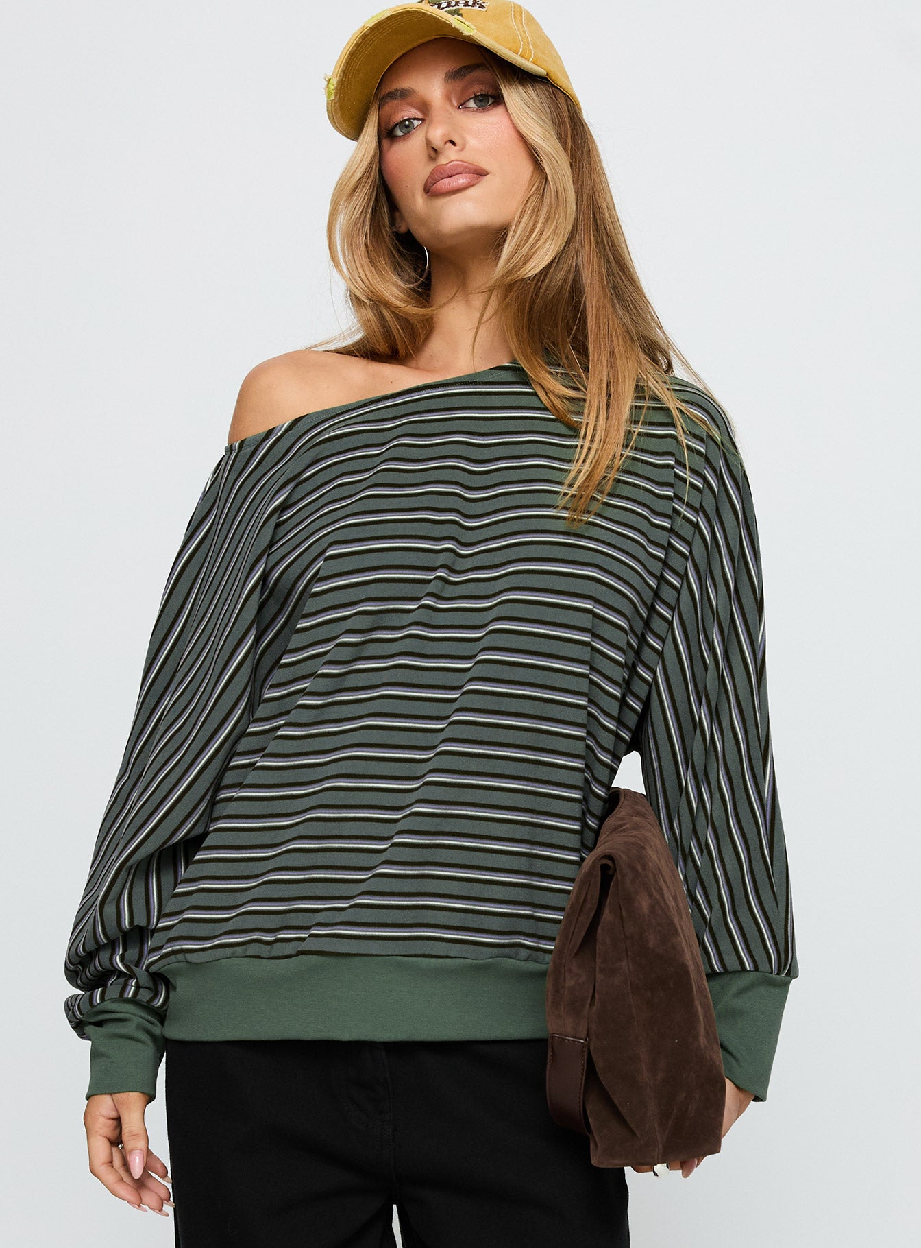 Zaylah Contrast Cuff Jumper Green - Image 2