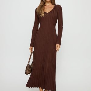 Gratuita Long Sleeve Rib Maxi Dress Chocolate