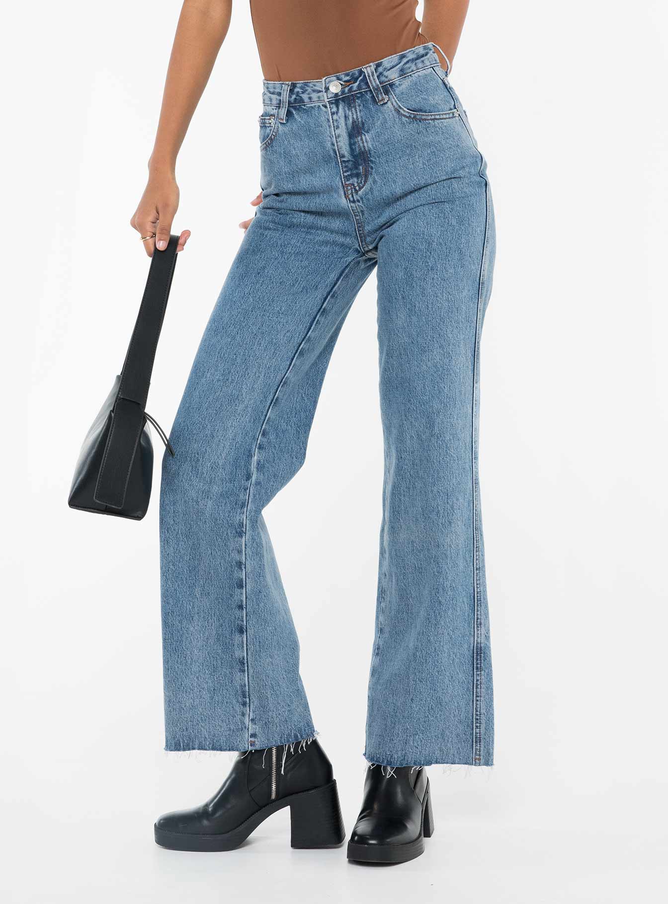 Arlington High Rise Straight Leg Jeans Mid Wash - Image 2
