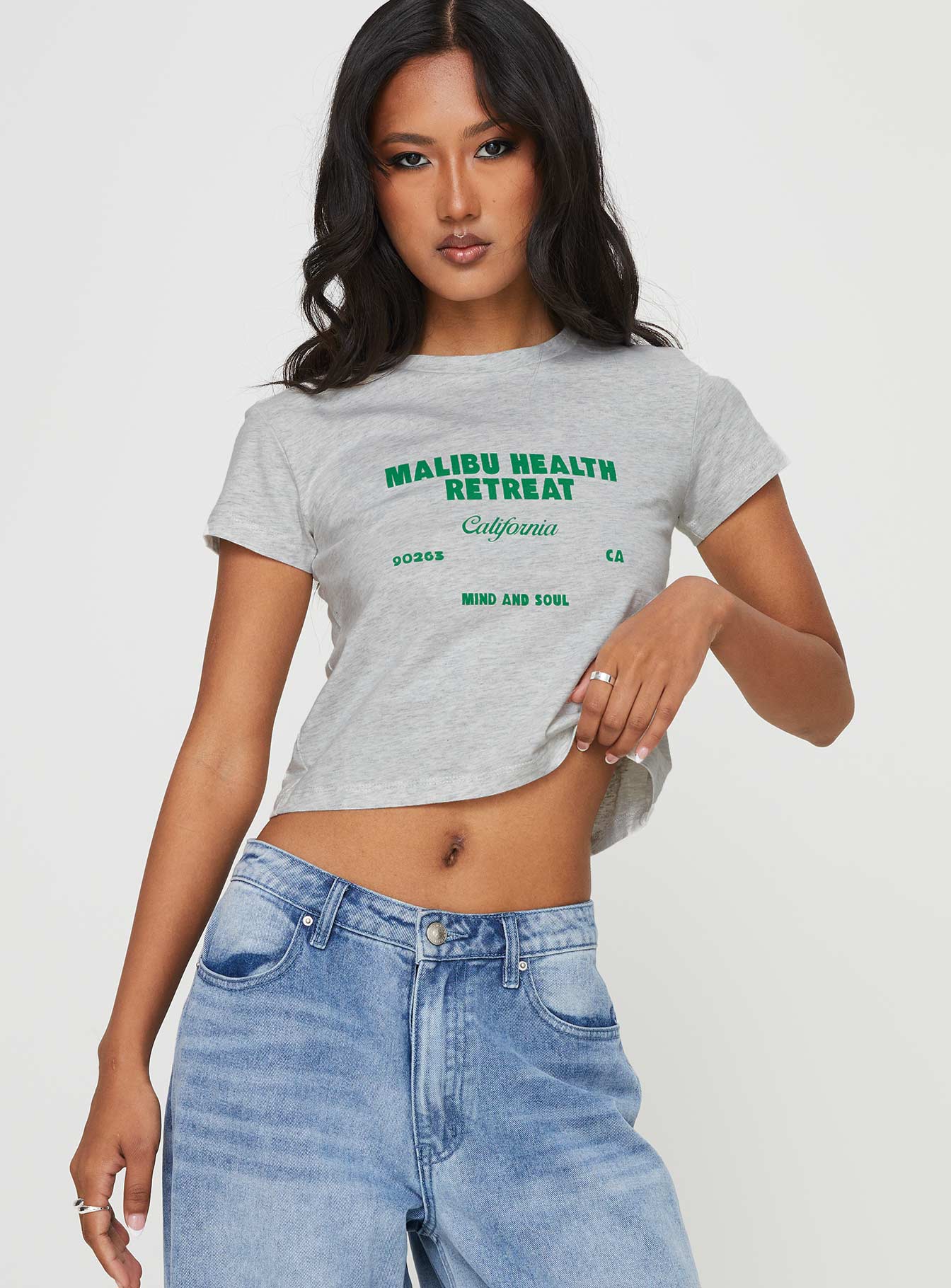 Malibu Retreat Tee Grey - Image 2