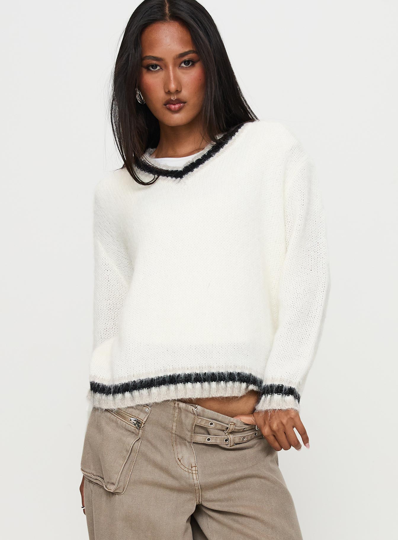 Federation V Neck Knit Sweater White - Image 2