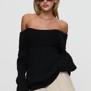 Snowie Off Shoulder Knit Sweater Black