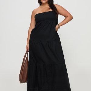 Osment Maxi Dress Black Curve