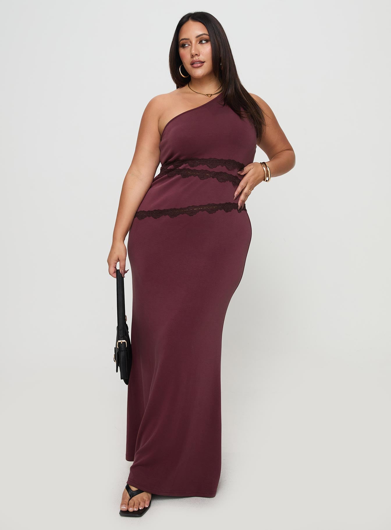 Ultraviolet One Shoulder Lace Maxi Dress Wine Curve - Image 2