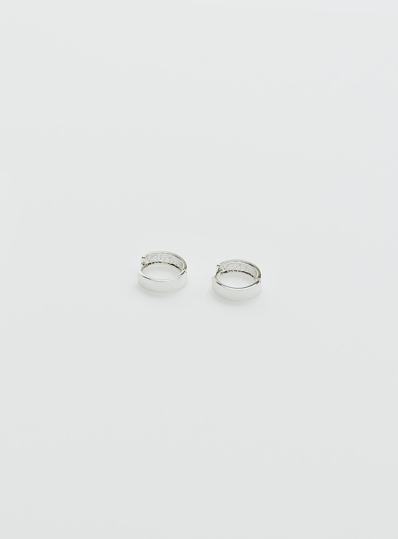 Archo Earrings Silver - Image 2